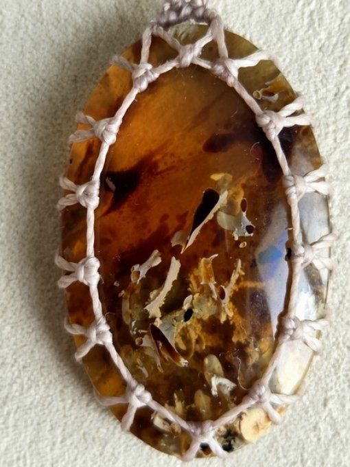 Pendentif cabochon d'Ambre véritable