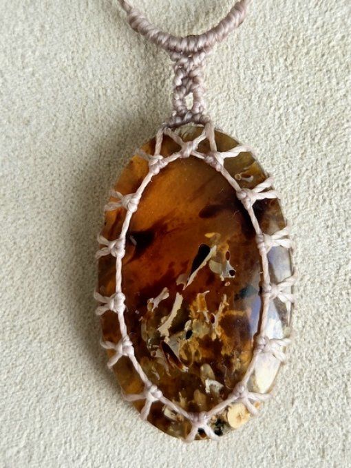 Pendentif cabochon d'Ambre véritable